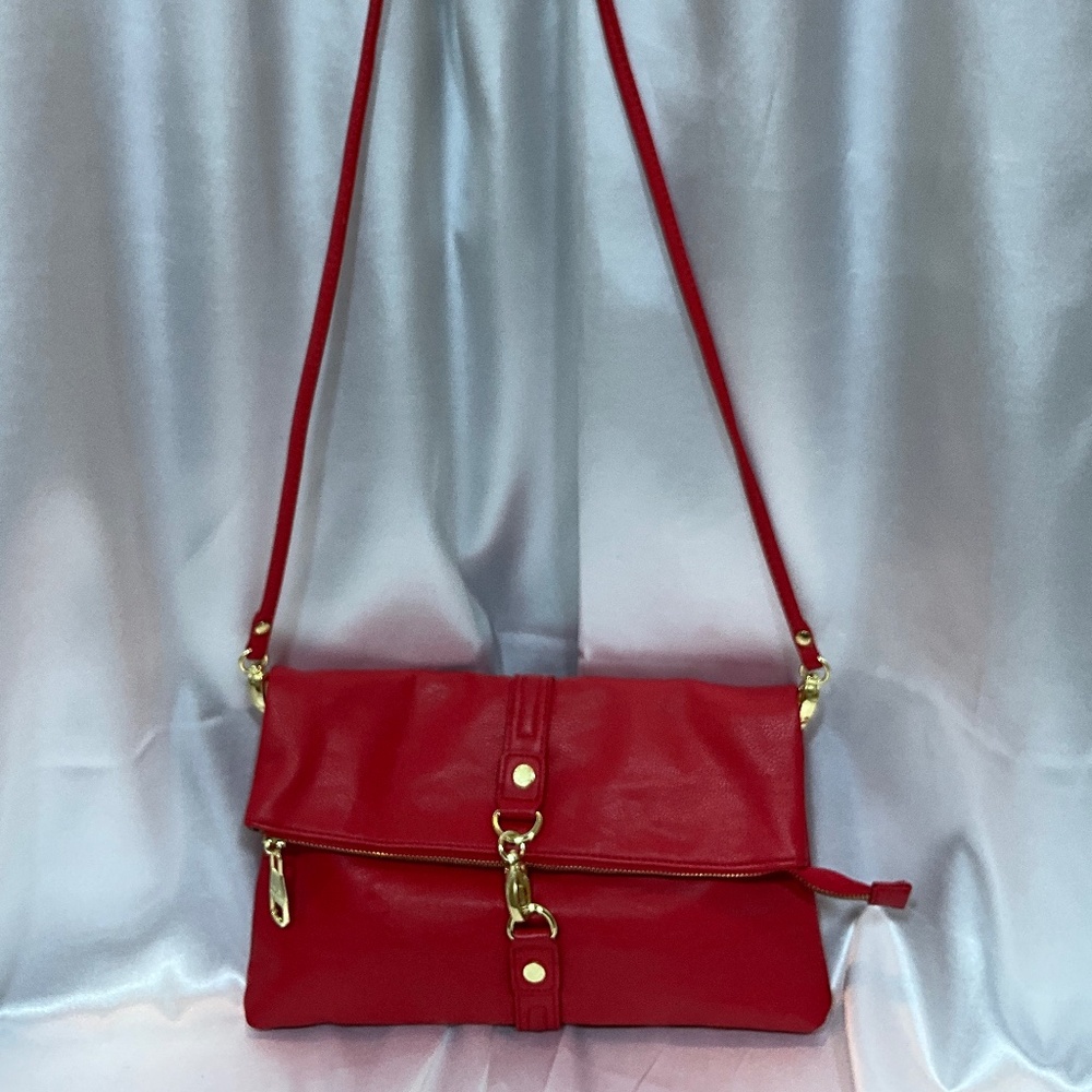 Steve Madden red fold over crossbody Hb